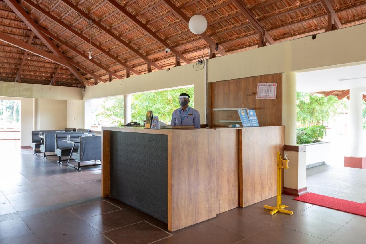 Kstdc Hotel Mayura Yagachi, Belur Belur  エクステリア 写真